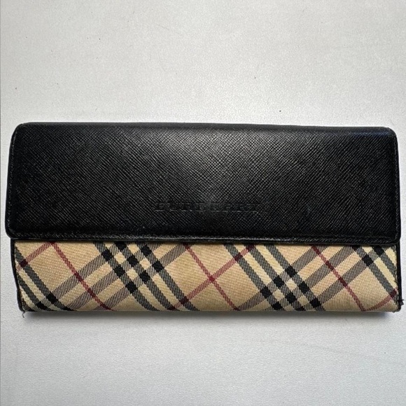 Burberry long wallet - Picture 1 of 5